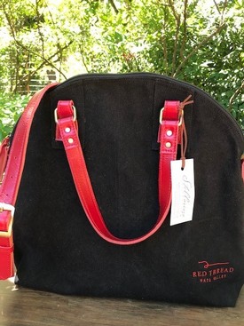 Red Thread Messenger Bag
